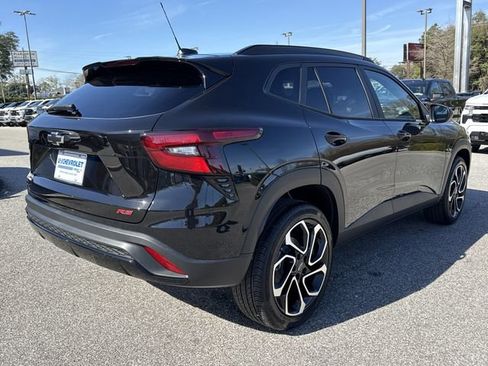 New 2026 Chevrolet Trax RS image 3