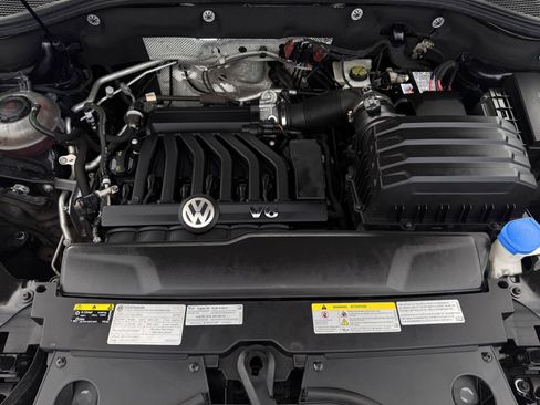 Used 2021 Volkswagen Atlas SE w/ Panoramic Sunroof Package AWD/4WD image 34