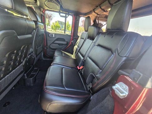 Used 2021 Jeep Wrangler Unlimited Rubicon AWD/4WD image 17
