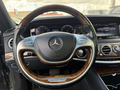 Used 2015 Mercedes-Benz S 550 Sedan image 14