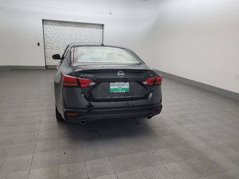 Used 2023 Nissan Altima 2.5 SL FWD image 6