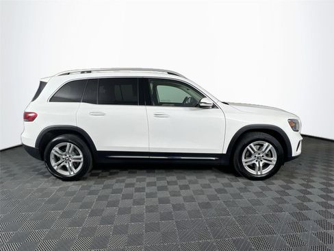 Certified 2021 Mercedes-Benz GLB 250 4MATIC image 7