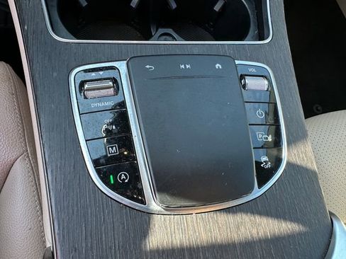 Used 2021 Mercedes-Benz GLC 300 4MATIC w/ Driver Assistance Package image 23