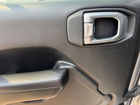 Used 2020 Jeep Wrangler Unlimited Sport S AWD/4WD image 18