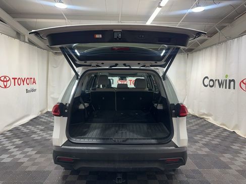 Used 2024 Toyota Grand Highlander XLE image 17