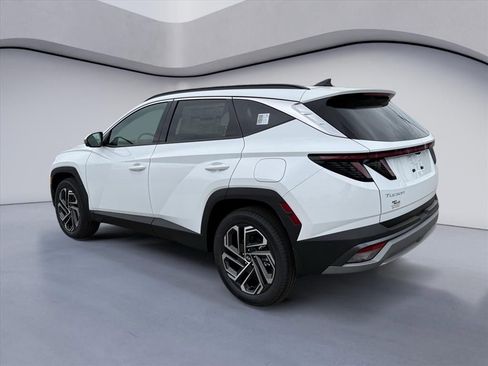 New 2026 Hyundai Tucson Limited image 3