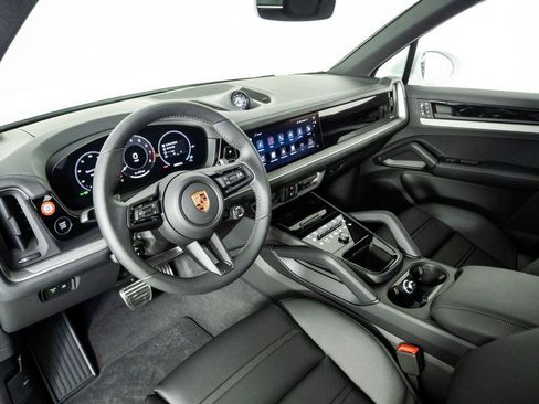 New 2026 Porsche Cayenne S AWD/4WD image 4