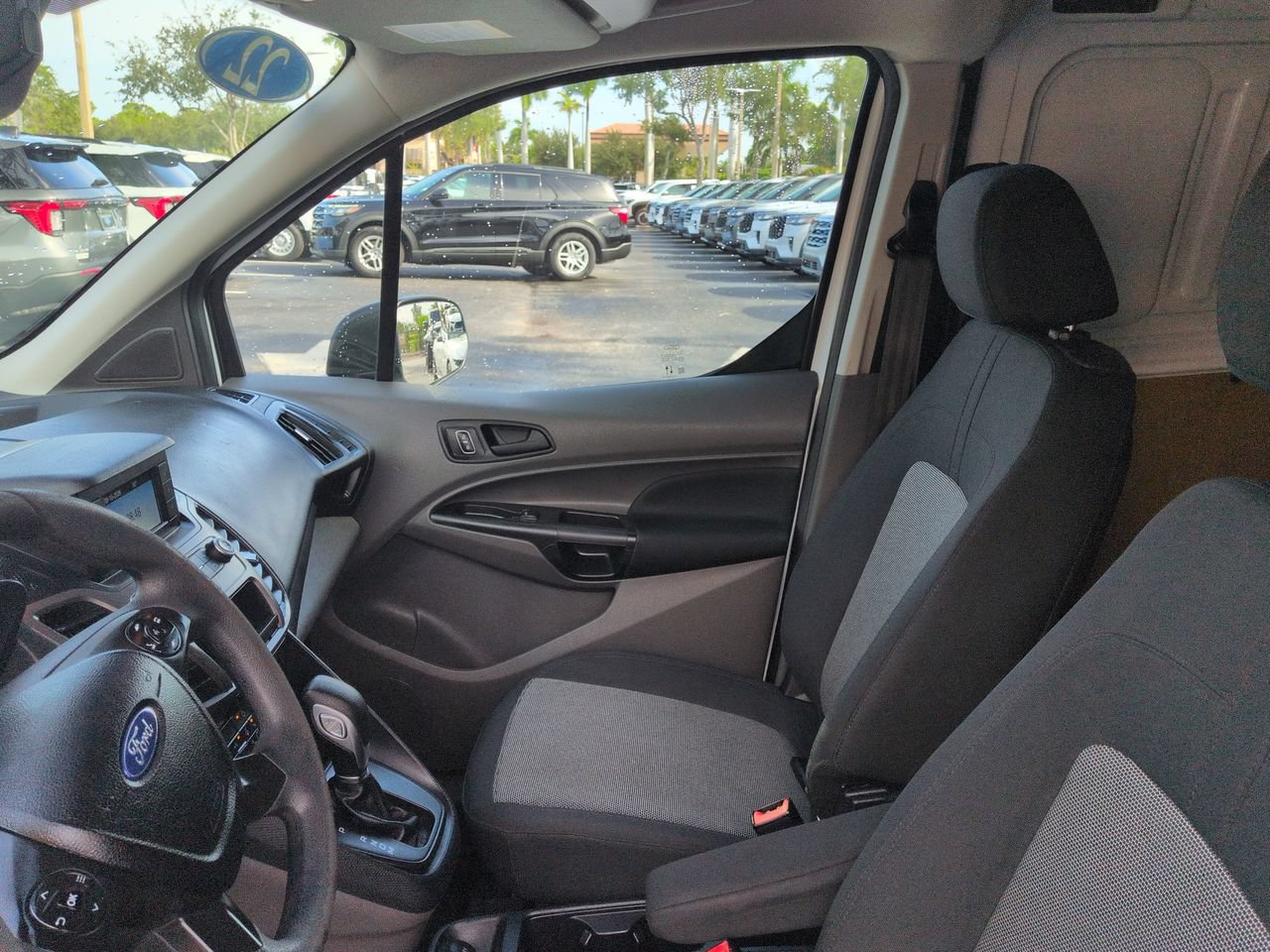 Used 2022 Ford Transit Connect XL w/ Trailer Tow Package FWD image 18