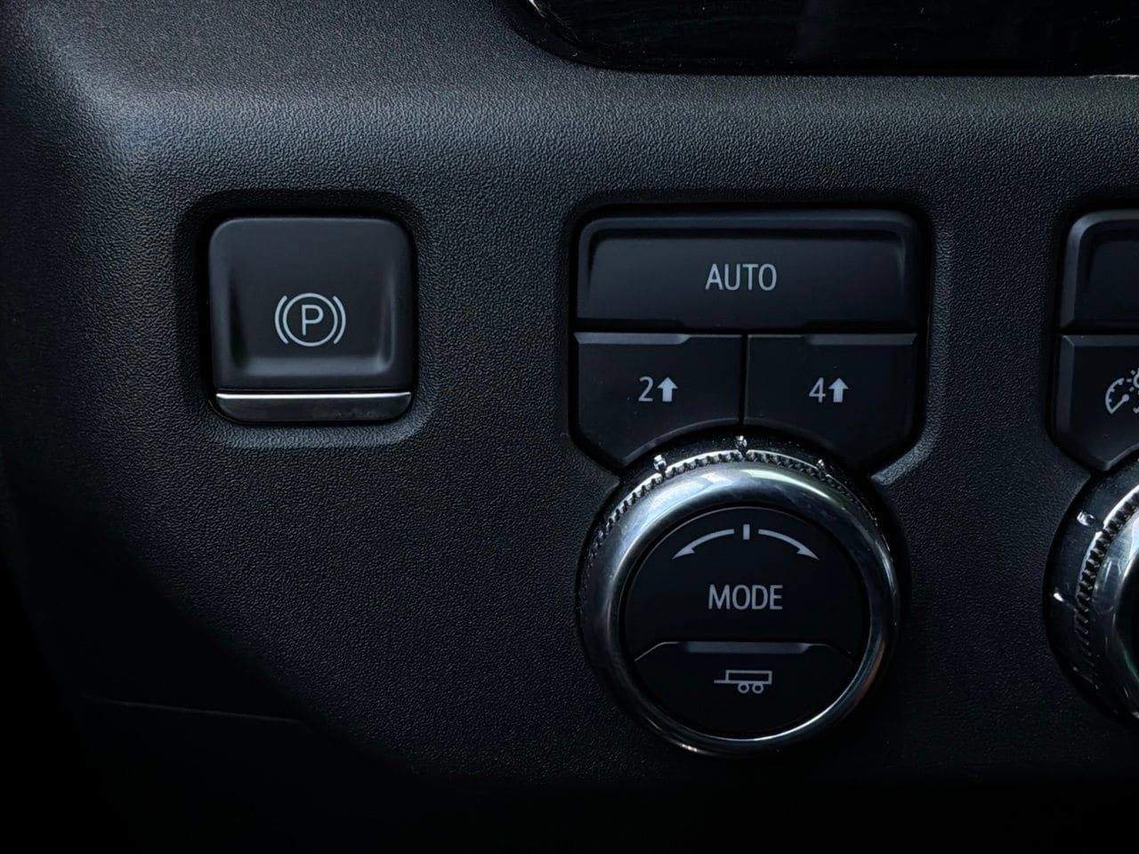 Used 2024 GMC Sierra 1500 Elevation AWD/4WD image 28