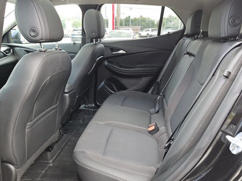 Used 2021 Buick Encore GX Select w/ Experience Buick Package FWD image 4