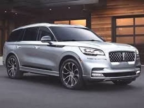 Used 2023 Lincoln Aviator Reserve w/ Equipment Group 201A AWD/4WD image 1
