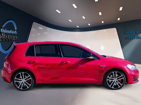 Used 2017 Volkswagen GTI Sport image 4