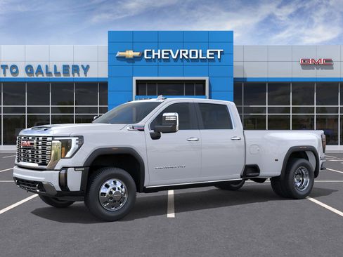 New 2026 GMC Sierra 3500 Denali w/ Denali Reserve Package image 2