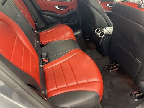 Used 2021 Mercedes-Benz GLC 300 4MATIC image 23