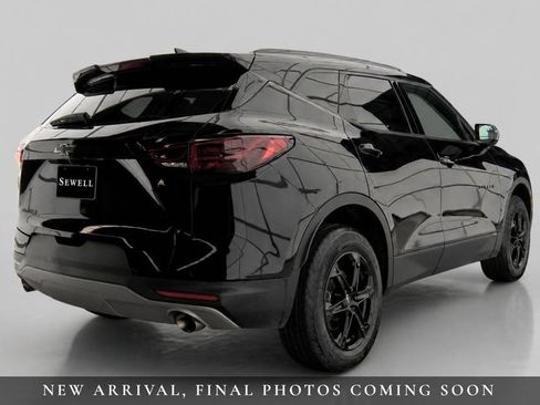 Used 2024 Chevrolet Blazer LT w/ Midnight/Sport Edition FWD image 9