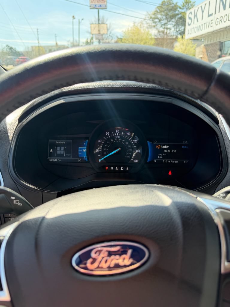 Used 2024 Ford Edge Titanium AWD/4WD image 11