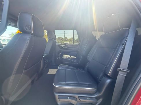 Used 2024 Chevrolet Tahoe Premier AWD/4WD image 27