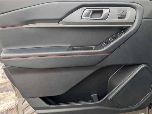 New 2026 Ford Explorer ST-Line w/ ST-Line Street Pack image 21