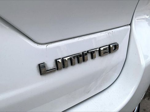 Used 2023 Jeep Grand Cherokee Limited RWD image 10