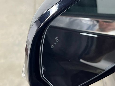 Used 2023 Lincoln Aviator AWD image 13