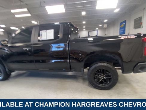 Used 2024 Chevrolet Silverado 1500 Custom Trail Boss AWD/4WD image 7