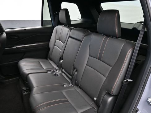 Used 2022 Honda Passport TrailSport image 42