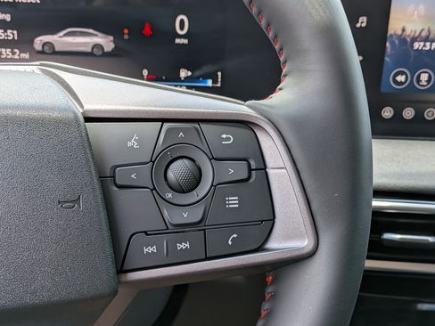 Used 2026 Nissan Sentra SR w/ SR Premium Package FWD image 26