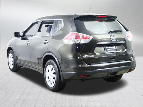 Used 2015 Nissan Rogue S image 5