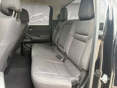 Used 2023 Nissan Frontier SV w/ Tow Package RWD image 22