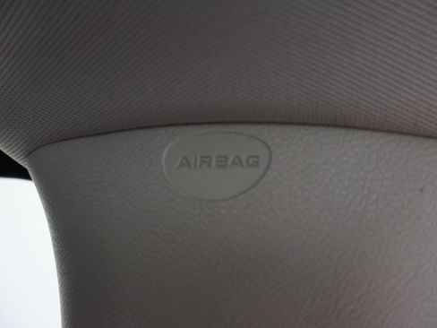 Used 2017 Chrysler Pacifica Touring-L FWD image 45