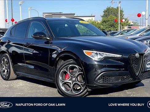 Used 2023 Alfa Romeo Stelvio Veloce AWD/4WD image 1