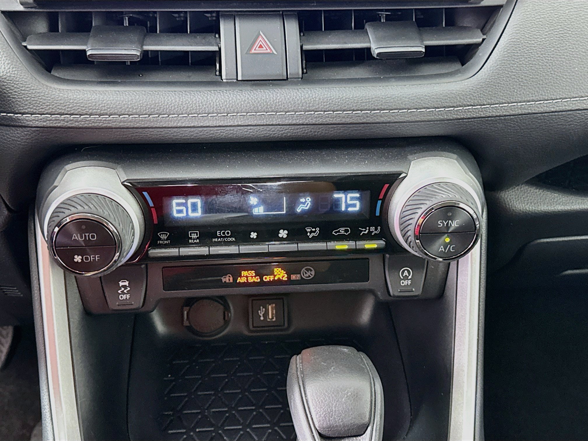 Certified 2025 Toyota RAV4 XLE AWD/4WD image 17