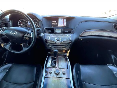 Used 2019 INFINITI Q70 L 3.7 w/ Sensory Package image 14