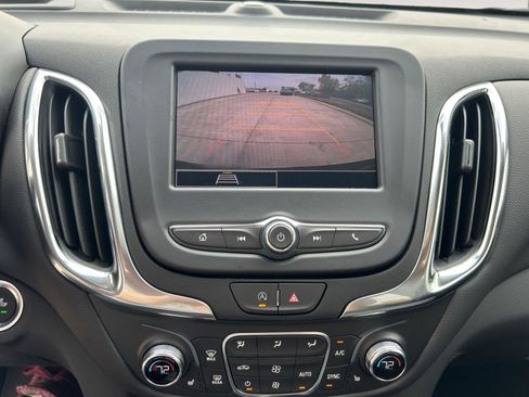 Used 2024 Chevrolet Equinox LT FWD image 14