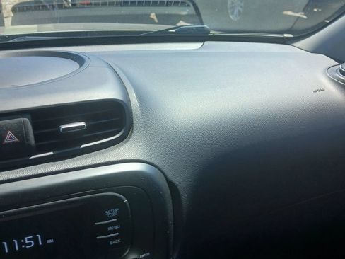 Used 2018 Kia Soul FWD image 28