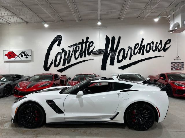 Used 2016 Chevrolet Corvette Z06 w/ Z07 Performance Package RWD image 2