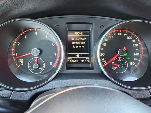 Used 2012 Volkswagen GTI 4-Door image 6