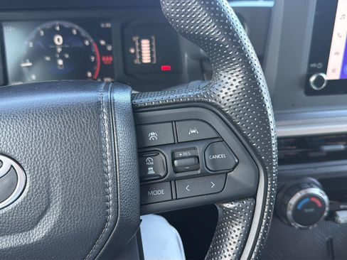 Used 2025 Toyota Tacoma SR5 AWD/4WD image 26