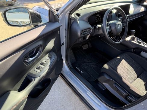Certified 2026 Honda HR-V Sport image 14