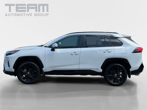 Used 2024 Toyota RAV4 SE w/ Weather Package AWD/4WD image 4