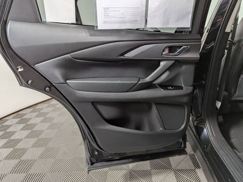 Used 2023 MAZDA CX-9 Touring image 40