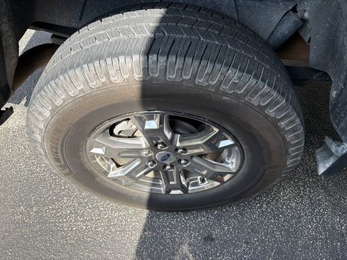 Used 2022 Ford F150 Lariat AWD/4WD image 6