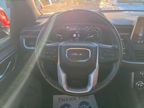 Used 2021 GMC Yukon XL SLT w/ Rear Media and Nav Package image 17