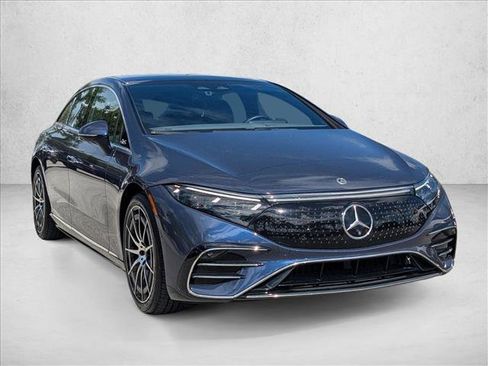 Certified 2022 Mercedes-Benz EQS 450+ Sedan image 3