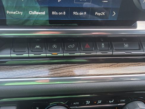 Used 2025 Chevrolet Silverado 1500 RST w/ LPO, Liner Protection Package image 21