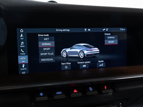 Used 2020 Porsche 911 Carrera 4S AWD/4WD image 53