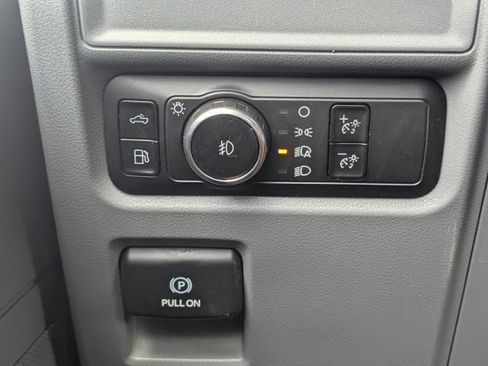 Used 2024 Ford F150 XLT w/ Mobile Office Package image 25