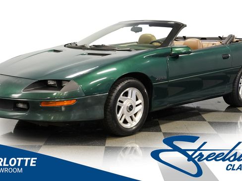 Used 1995 Chevrolet Camaro Z28 RWD image 1