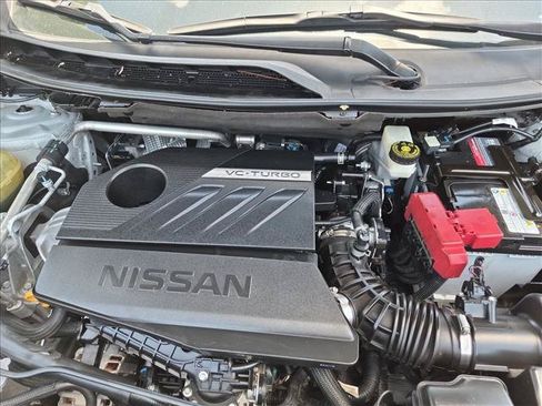 Used 2022 Nissan Rogue SV FWD image 22