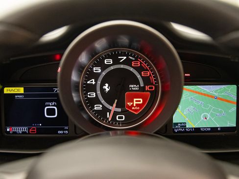 Used 2018 Ferrari 488 Spider RWD image 31
